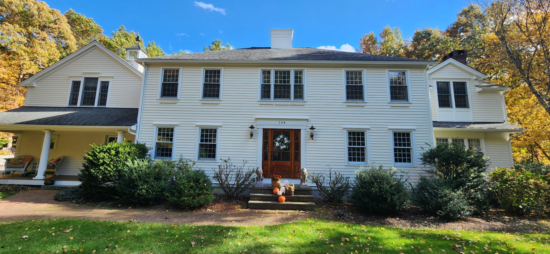 Premium South Shore Massachusetts colonial home exterior repaint by Berchtold & Sons